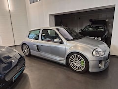 Renault Clio Renault Sport V6 3.0l *Mwst.*