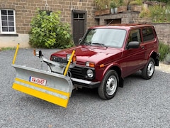 Bild des Angebotes Lada Niva Legend Schneeschild Winterdienst WIE NEU !