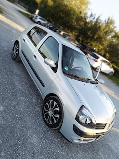 Bild des Angebotes Renault Clio 1.2 16V Authentique
