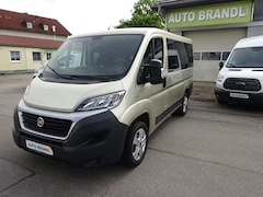 Bild des Angebotes Fiat Ducato 150 L1H1 9 Sitze Doppelklima Kamera AHK ServiceNEU
