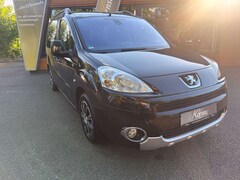 Bild des Angebotes Peugeot Partner Tepee Allure 1 HAND *AHK *SHZ *KLIMA