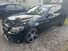 Bild des Angebotes Mercedes-Benz C 43 AMG T AMG 4Matic Navi,HeadUp,AMG Performance
