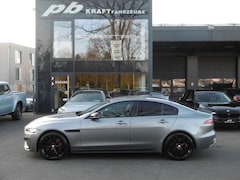 Jaguar XE R-Dynamic Black Edition AWD AHK Leder el. Sitze