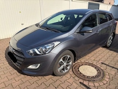 Bild des Angebotes Hyundai i30 i30 blue Kombi 1.6 CRDi Passion mit abnehmbarer AHK