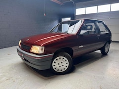 Opel Corsa 1,0 +H-KENNZEICHEN+1.HD+KILOMETER ORIGINAL