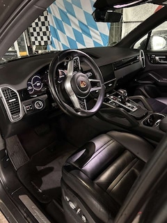 Bild des Angebotes Porsche Cayenne Basis