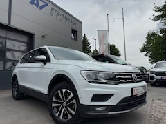 Bild des Angebotes VW Tiguan Allspace United 4Motion *7Sitzer/Pano*