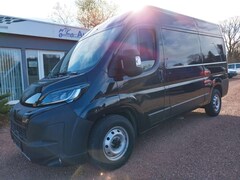 Bild des Angebotes Peugeot Boxer Kasten Hochraum 335 L2H2 BlueHDi 180