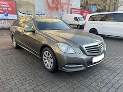 Bild des Angebotes Mercedes-Benz E 250 E 250 T CDI DPF BlueEFFICIENCY 7G-TRONIC Avantgarde