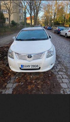 Bild des Angebotes Toyota Avensis Avensis Combi Diesel Combi 2.2 D-4D Automatik Exec