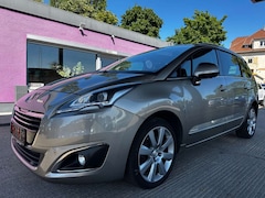 Bild des Angebotes Peugeot 5008 Allure "7 Sitze"Navi" HU/AU+Servive"