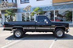 Bild des Angebotes GMC Sierra Classic 4x4 LWB - K2500 - FrameOff - TOP