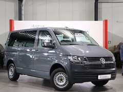 Bild des Angebotes VW T6.1 Transporter KOMBI 2.0 TDI 9-SITZER / GREY