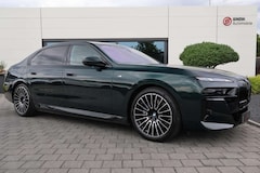 Bild des Angebotes BMW 750 e xDrive M Sport-INDIVIDUAL Oxfordgrün-HyperS