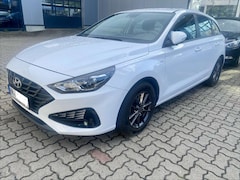 Bild des Angebotes Hyundai i30 Select Mild-Hybrid Automatik