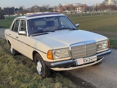 Bild des Angebotes Mercedes-Benz 240 240D