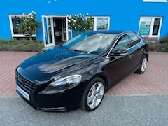 Bild des Angebotes Volvo V40 Momentum