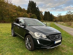 Bild des Angebotes Volvo XC60 XC60 D5 AWD Geartronic Momentum