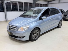Bild des Angebotes Mercedes-Benz B 200 - NAVI - SHZ - Harman-Kardon -TÜV NEU
