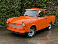 Bild des Angebotes Trabant P601 S deluxe '80 *Möhrchen* - Kunstleder - AHK