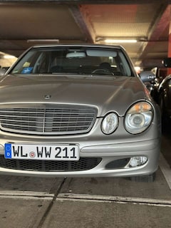 Bild des Angebotes Mercedes-Benz E 240 4Matic Classic