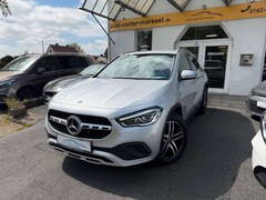 Bild des Angebotes Mercedes-Benz GLA 180 TOTWINKEL/SPURHALTE/LED/NAVI/ALLWETTER