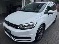Bild des Angebotes VW Touran Comfortline Busines PANO AHK EasyOpen RFK