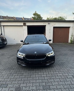Bild des Angebotes BMW 530 BMW 530i G30 Sport Line //Softclose HeadUp Schiebe