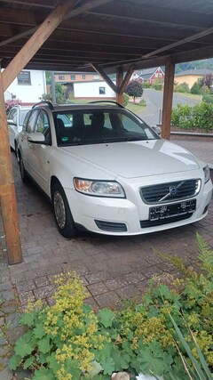 Bild des Angebotes Volvo V50 1.6D DPF DRIVe Kinetic