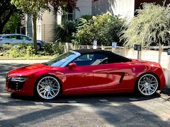 Bild des Angebotes Audi R8 Spyder quattro S tronic mit 20' Spezialflg. etc.