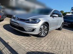 Bild des Angebotes VW Golf -e*bhzb.Frontscheibe*NAVI*PDC vo&hi*Sitzheizung