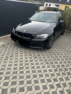 Bild des Angebotes BMW 335 335xi Touring Aut.