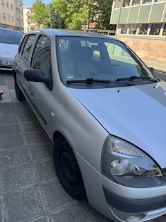 Bild des Angebotes Renault Clio 1.6 Initiale