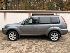 Bild des Angebotes Nissan X-Trail 2.5 4x4 Aut. Pano Klima AHK Sitzheizung Leder