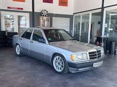 Bild des Angebotes Mercedes-Benz 190 E W201 1.8 Automatik*SCHIEBEDACH*