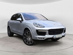 Bild des Angebotes Porsche Cayenne Cayenne Turbo S V8/ Carbon/ Panorama/ Standhzg.