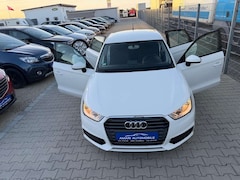 Bild des Angebotes Audi A1 Sportback*8Fach* MFL*BT*