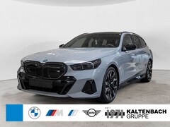 Bild des Angebotes BMW i5 M60 Touring xDrive PANO AHK 360° LED B&W