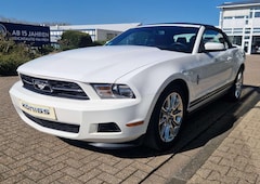 Ford Mustang Convertible  V6