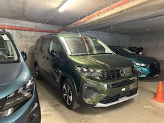 Bild des Angebotes Peugeot Rifter PKW L2 1.5 Blue HDI EAT8 GT 7 Sitzer NAVI SHZ