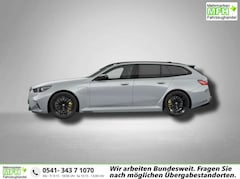BMW M5 Touring 4.4 8-Gang Steptronic xDrive 535 kW (72...