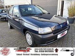 Renault Clio RN 1. Hand - Rentnerfzg. - TÜV/AU/H.Zul. NEU