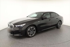Bild des Angebotes BMW 520 i M Sport Lüft|ACC|PAs+360°|ha&ka|4xSHZ|el.Si