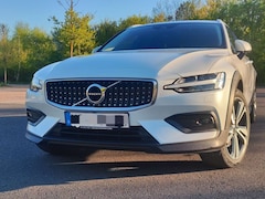 Bild des Angebotes Volvo V60 Cross Country D4 AWD Standheizung