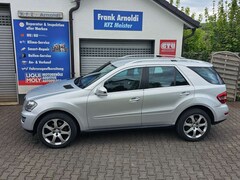 Bild des Angebotes Mercedes-Benz ML 300 ML 300 CDI BlueEfficiency 4Matic (164.121)