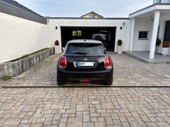 Bild des Angebotes MINI One Auto | LED | Apple CarPlay | Teilleder | Chili II