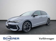 Bild des Angebotes VW Golf R-Line 1,5eTSI DSG PANO/HarmanKardon/AHK/"B