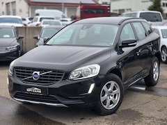 Volvo XC60 Kinetic 2WD*AUT*NAVI*AHK*ALU*KLIMAAUTO*PDC*