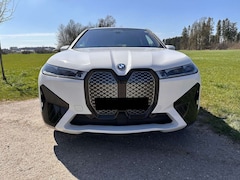 Bild des Angebotes BMW iX xDrive40