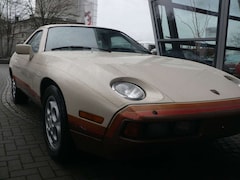 Bild des Angebotes Porsche 928 Unikat in beige Schaltwagen Las Vegas look